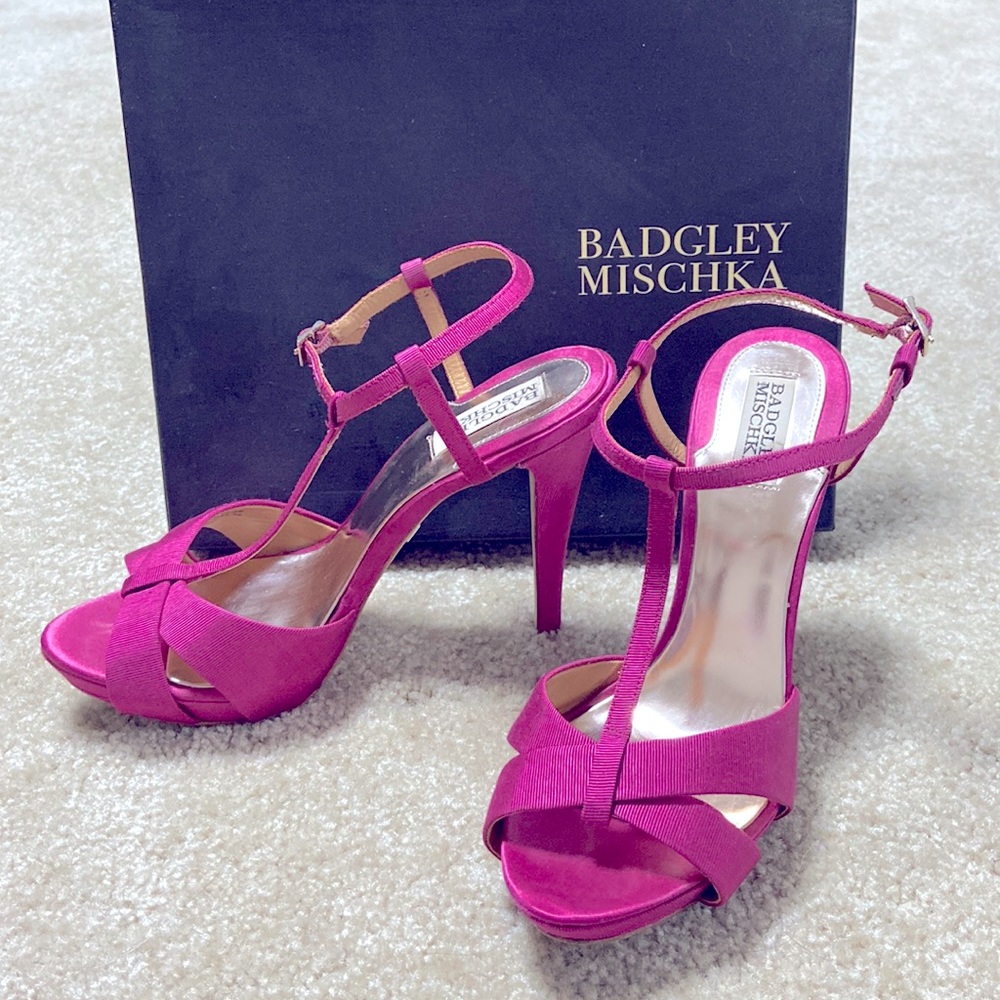 Badgley Mischka pink Indigo II sling back T-strap heels 8.5  Mother’s Day Easter